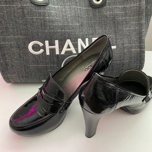 Black MeToo Shoes